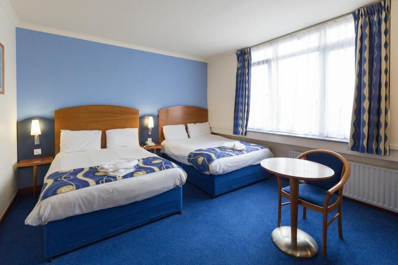 London - Wembley International Hotel Экстерьер фото