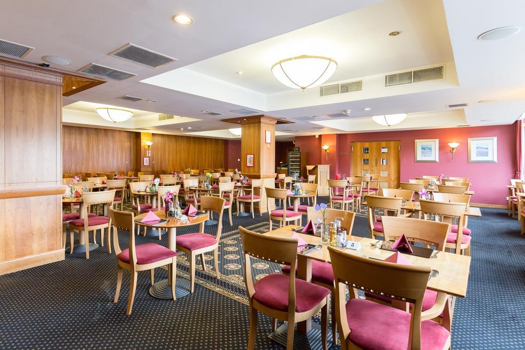 London - Wembley International Hotel Экстерьер фото