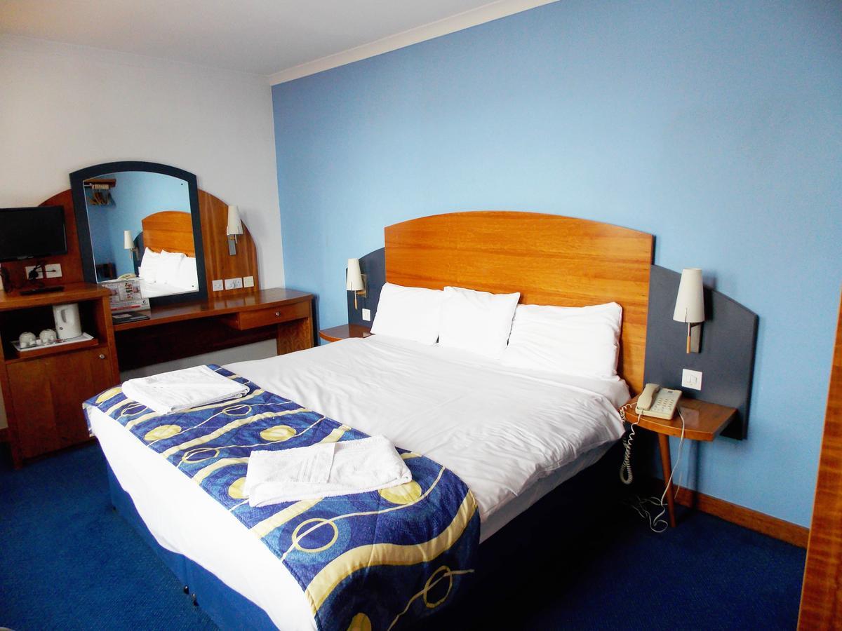 London - Wembley International Hotel Экстерьер фото