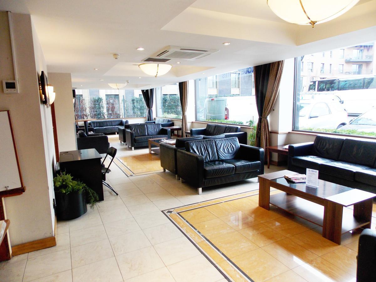 London - Wembley International Hotel Экстерьер фото