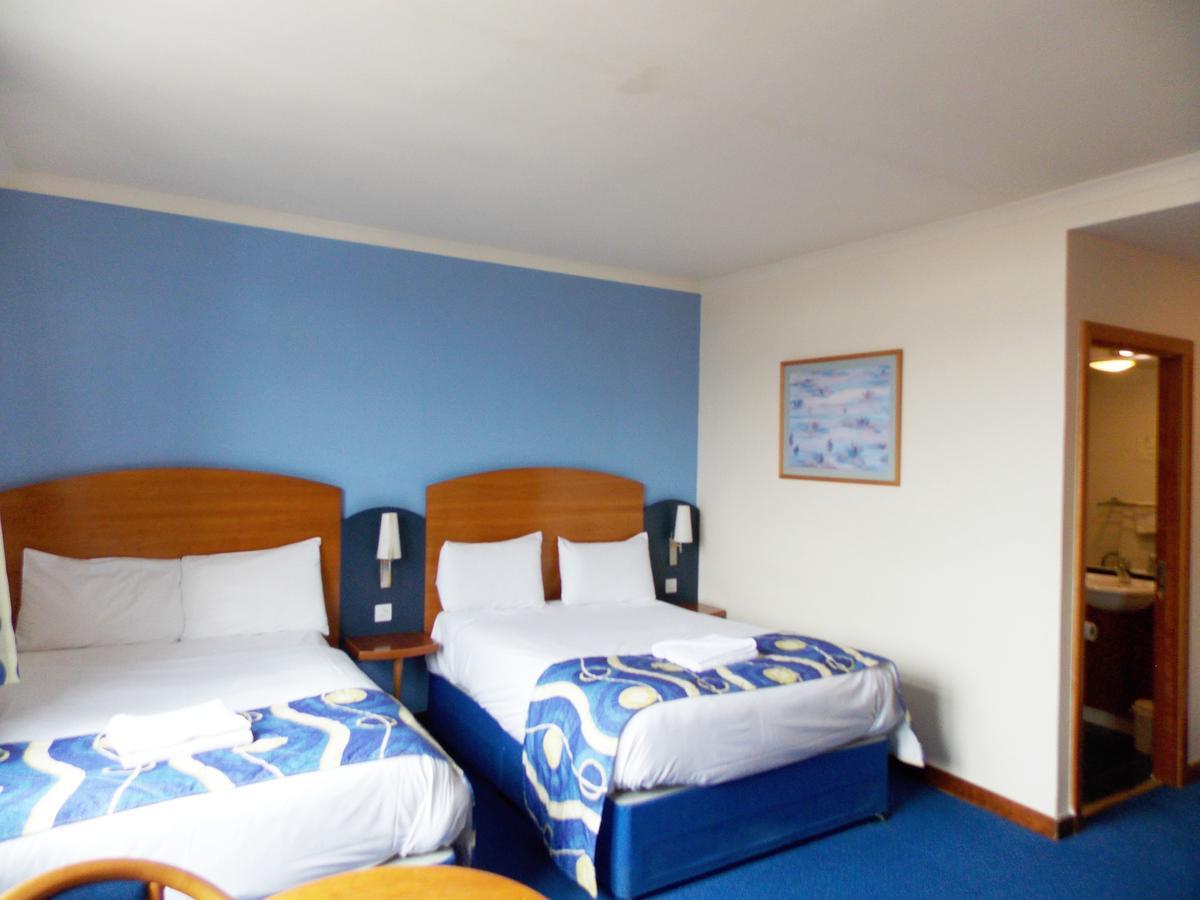 London - Wembley International Hotel Экстерьер фото