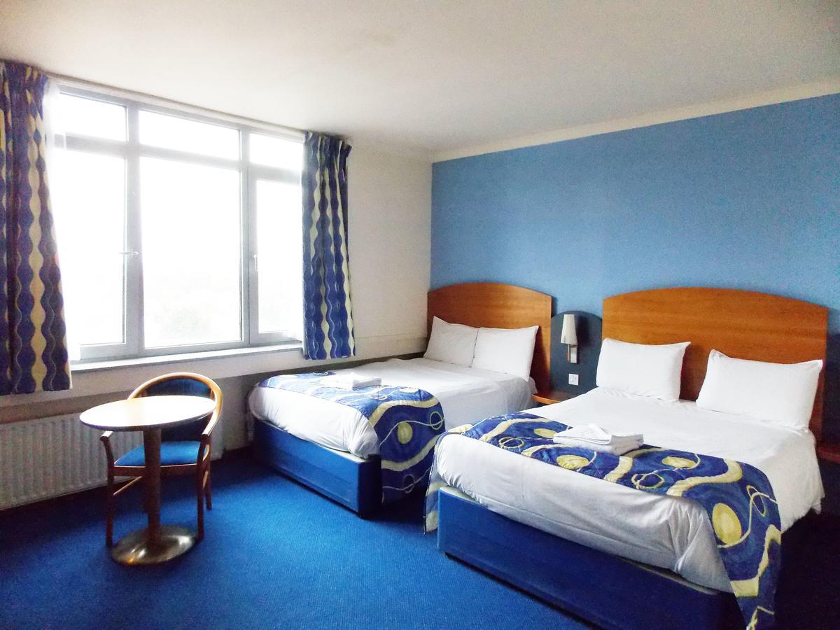London - Wembley International Hotel Экстерьер фото