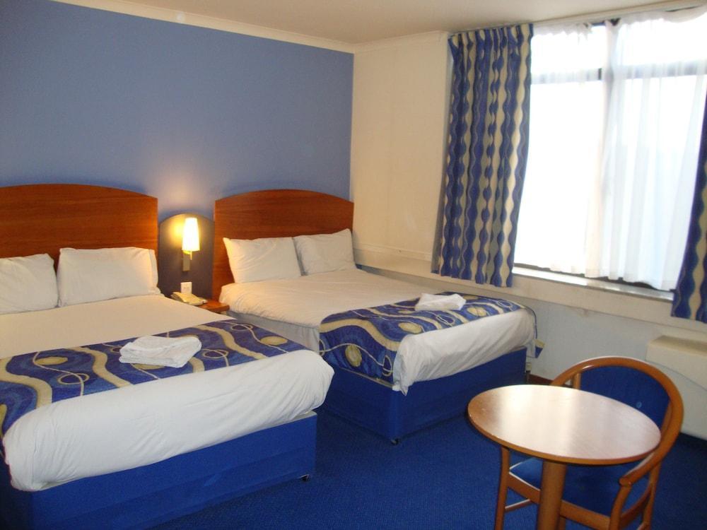 London - Wembley International Hotel Экстерьер фото